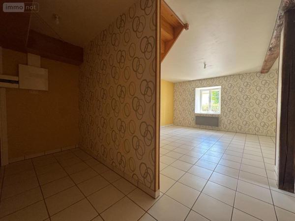 Appartement à louer à Ville-Dommange dans la Marne (51390), ref : 51067-L40