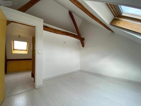 Appartement à louer à Ville-Dommange dans la Marne (51390), ref : 51067-L40