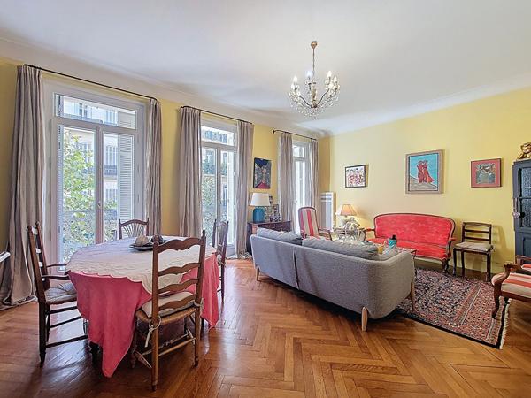 Appartement Marseille 3 pièce(s) 106 m2