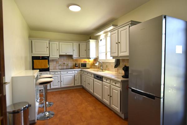 Maison familiale de 7 pièces avec piscine à vendre à Combs-la-Ville, secteur Beausoleil