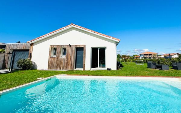 Maison à vendre    4 pièces •  Seignosse