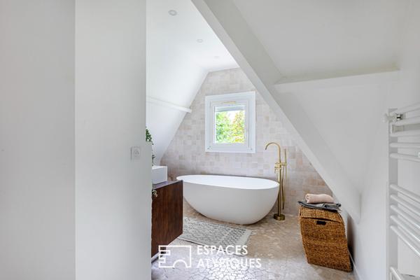 Maison familiale rénovée avec charme et lumière à Maule