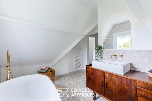 Maison familiale rénovée avec charme et lumière à Maule