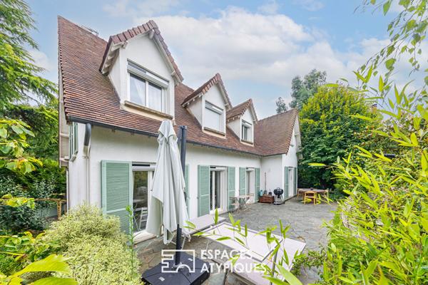 Maison familiale rénovée avec charme et lumière à Maule