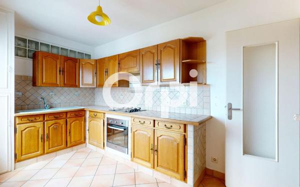 Appartement à louer    3 pièces • 72,99 m2 Lyon 8