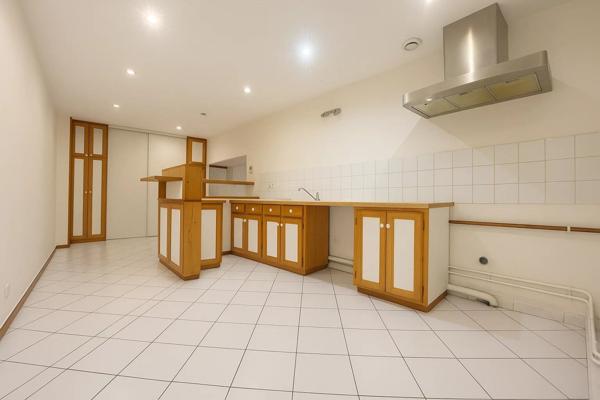 Vente Appartement 4 pièces 162 m2 à Fontenay-Trésigny