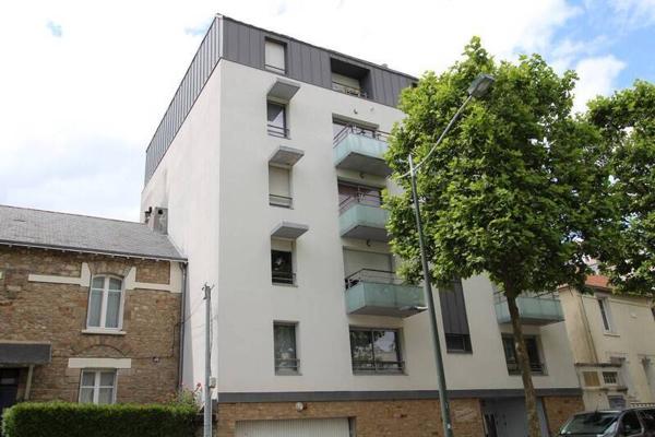 Appartement 2 pièces                                        - 44100 Nantes Réf : 12208