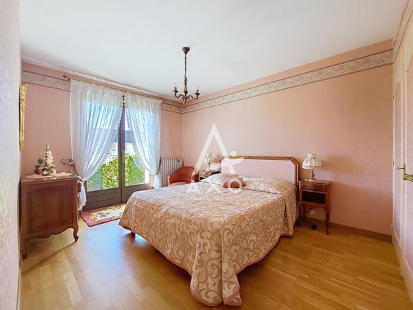 Maison à Couternon, 10 min de Dijon Est  Proche CHU, 3 chambres, sous-sol complet, 836 m² de terrain