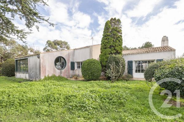 Maison à vendre  8 pièces - 265,90 m2 FOURAS - 17