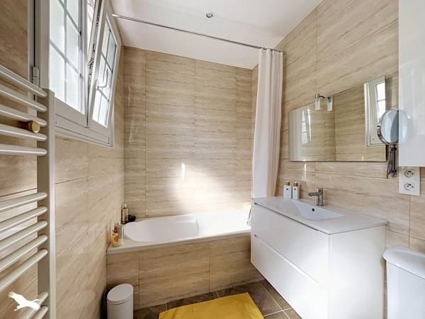 Maison à vendre 421 200 € Eysines 4 p 108 m² DPE B