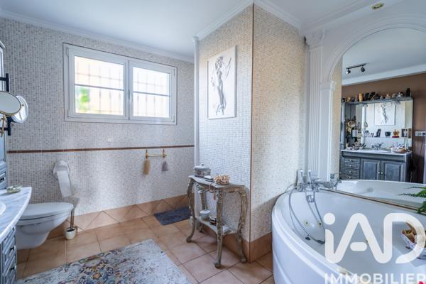 Maison à vendre 8 pièces 269 m² Belin-Béliet