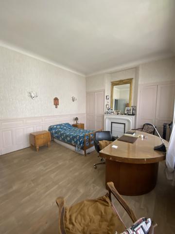 Maison 8 pièces - 232 m²