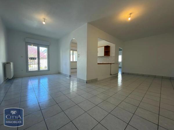 Appartement à louer 4 pièces 80m²