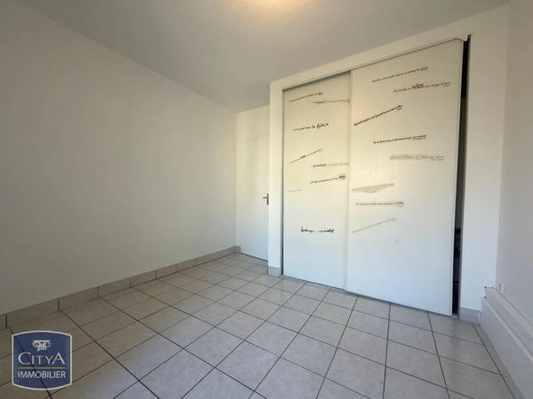 Appartement à louer 4 pièces 80m²