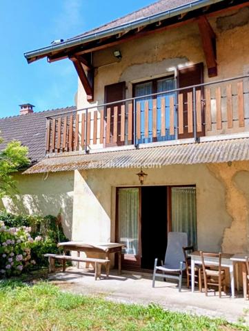 Vente                                                      Maison
                        
                     8 pièces                      243 m2                     à Buffard