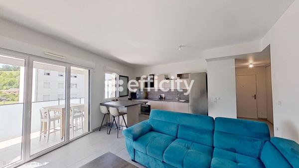 Appartement
         4 pièces
        - 80 m² Exclusivité 369 000 € *