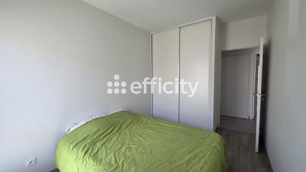 Appartement
         4 pièces
        - 80 m² Exclusivité 369 000 € *