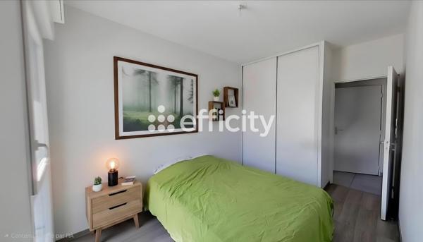 Appartement
         4 pièces
        - 80 m² Exclusivité 369 000 € *