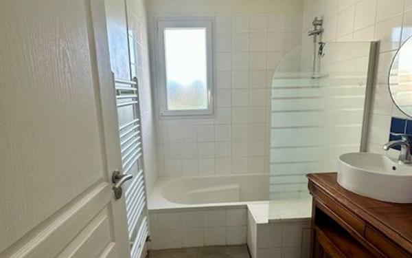 Maison à vendre    3 pièces • 80 m2 Saint-Joachim