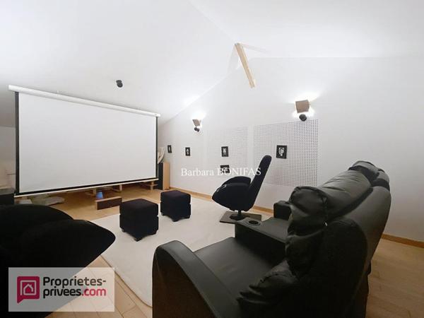 Propriété  10 pièces 340 m2