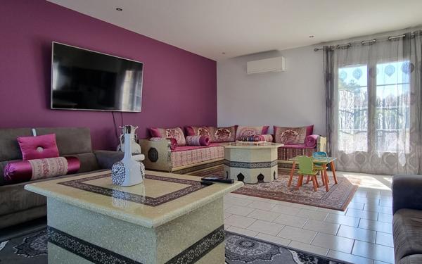 Maison à vendre    5 pièces •  Tonnay-Charente