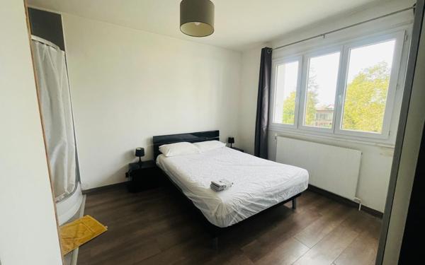 Appartement à louer    3 pièces • 77 m2 Bayonne