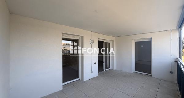 Location Appartement 4 pièces 66.4 m² - Montfavet 84140