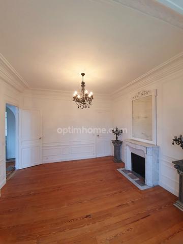 GRANDE PROPRIETE DE CARACTERE DE 8 PIECES A 17 km DE PARIS, PROCHE D'ENGHIENS-LES-BAINS