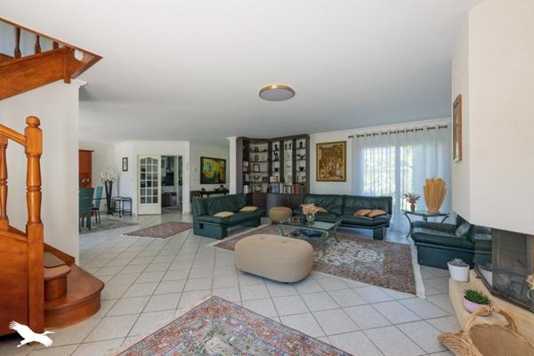 Maison à vendre |  Pontoise |  8 pièces | 206 m²