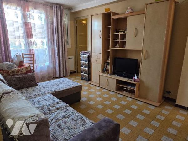 Appartement T3 de 51m2 (loué 550/mois depuis 12 ans, Locataire très sérieux), quartier National (3e)