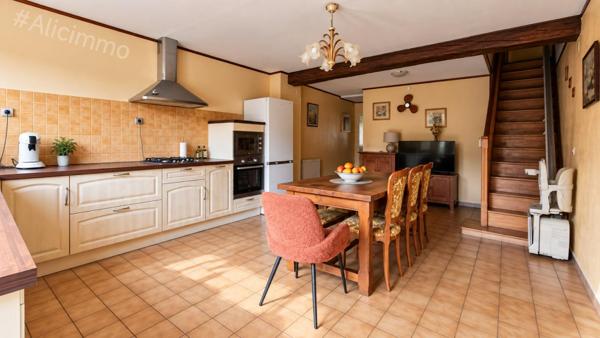 Maison Sezanne 6 pièce(s) 118 m2