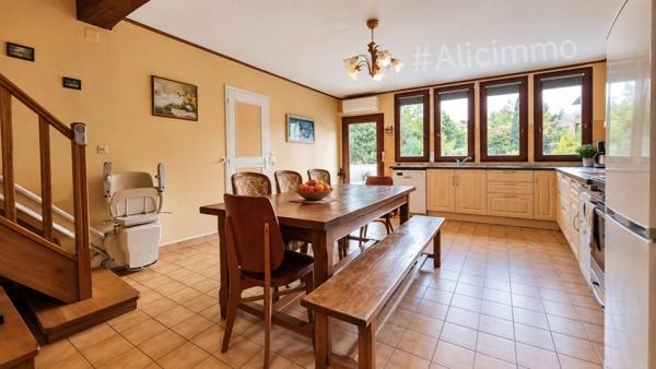 Maison Sezanne 6 pièce(s) 118 m2