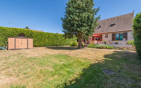 Maison à vendre    5 pièces •  Rocourt-Saint-Martin