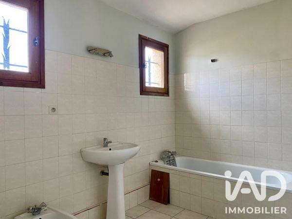 Maison à vendre 5 pièces 140 m² Lansargues