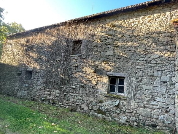 Maison de village à rénover 35000€