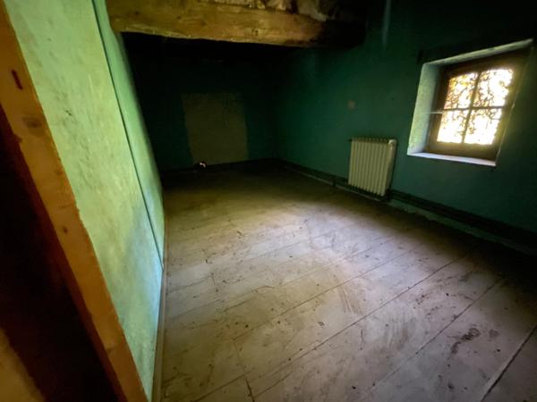 Maison de village à rénover 35000€