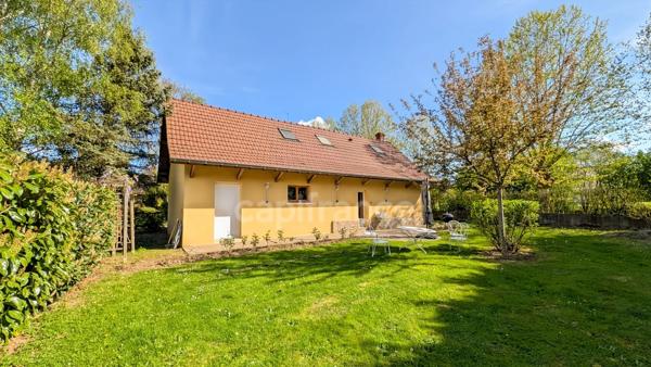 Dpt Saône et Loire (71), à vendre à 15 mn de St Marcel Villa de 163 m² et Maison ou Gite de 95 m² terrain de 4000 m²