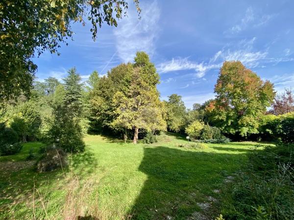 Vente Maison 7 pièces 198 m2 à La Chartre-sur-le-Loir