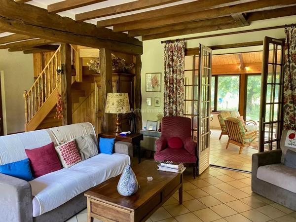 Vente Maison 7 pièces 198 m2 à La Chartre-sur-le-Loir