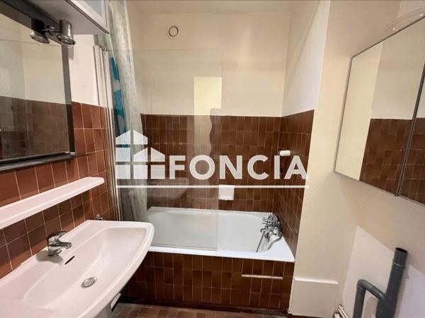 Location Studio 25.24 m² - 9 RUE DE L HELVETIE Ambilly 74100