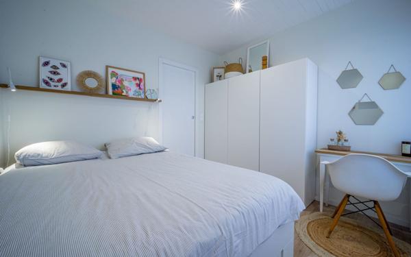 Maison à vendre    2 pièces •  Lit-et-Mixe