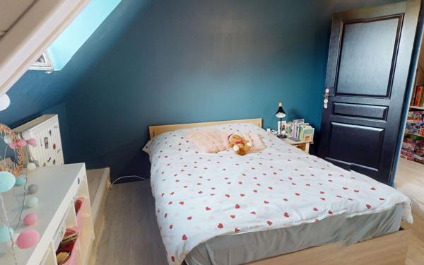 Maison à vendre    5 pièces •  Montaigu-la-Brisette