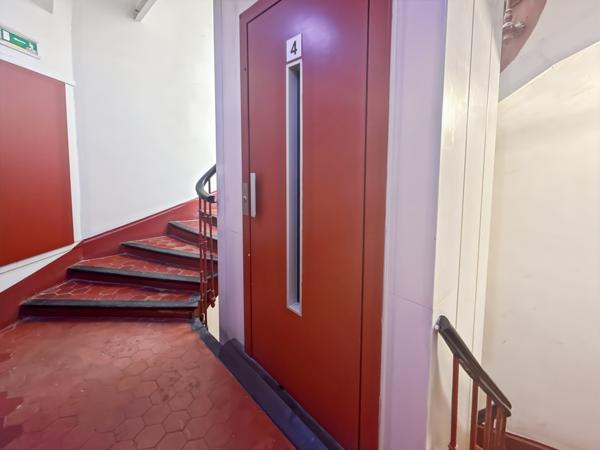 Marseille (13002) Studio meublé en parfait état – Rue de la République