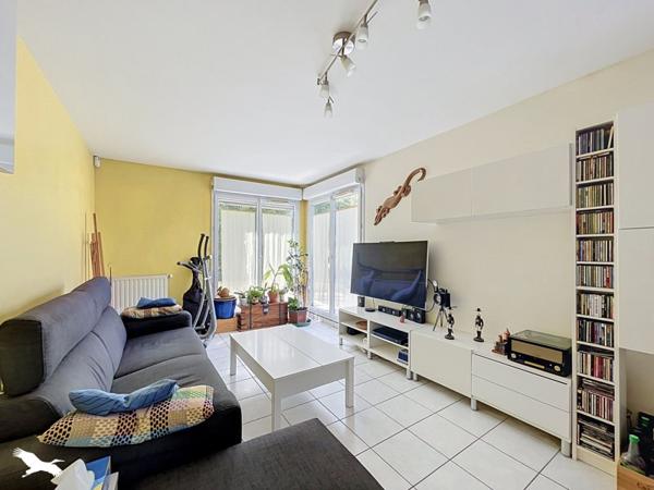 Appartement 265 000 € Bron 3 p 69,8 m² DPE D