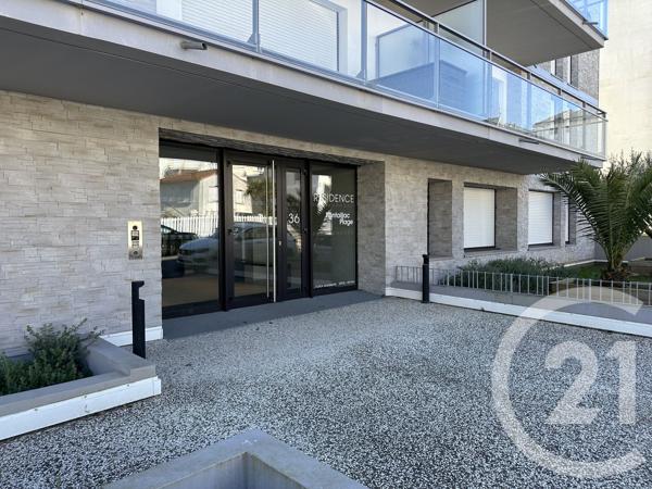 Appartement F3 à vendre  3 pièces - 76,05 m 2   ROYAN  - 17