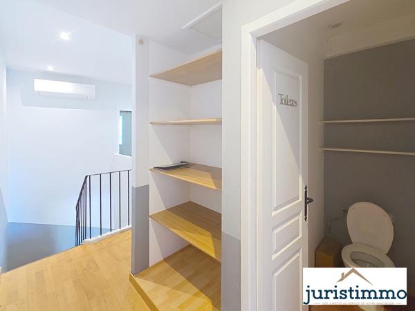 Orange (84100) À vendre – Maison de ville avec garage et cour – Proche lycée de l'Arc à Orange