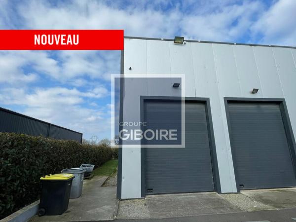 Local d'activites 260 m² à louer ACIGNE (réf : 35.6696)