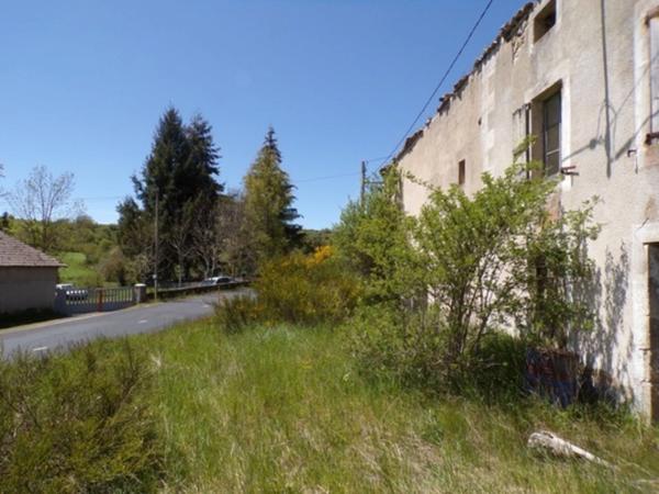 Dpt Lozère (48), à vendre ROCLES Idéal investisseur terrain viabilisé 1078m² environ.