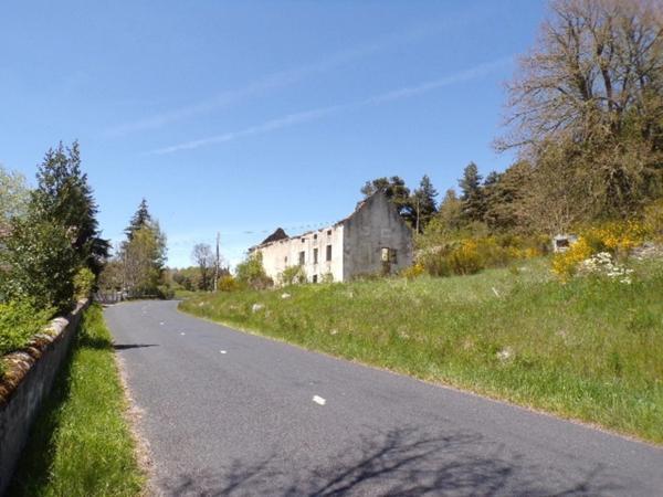 Dpt Lozère (48), à vendre ROCLES Idéal investisseur terrain viabilisé 1078m² environ.