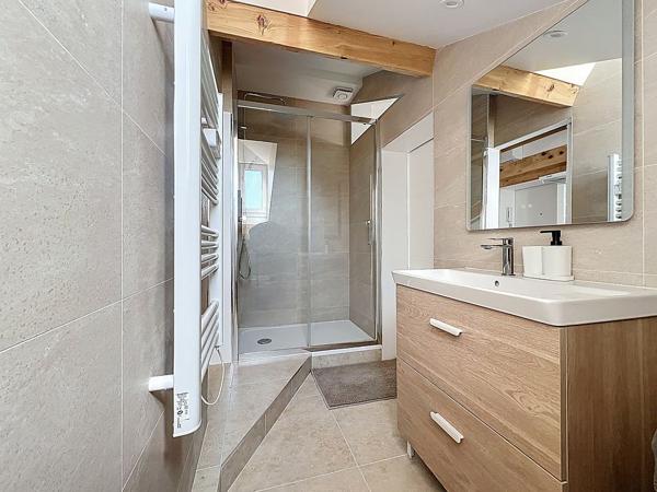 Nice (06000) NICE LIBERATION - 2P DERNIER ETAGE